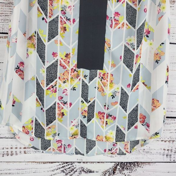 Cabi Tank Blouse S Womens Multicolor Floral Key Hole Front Crew Neck Pullover - Picture 4 of 11